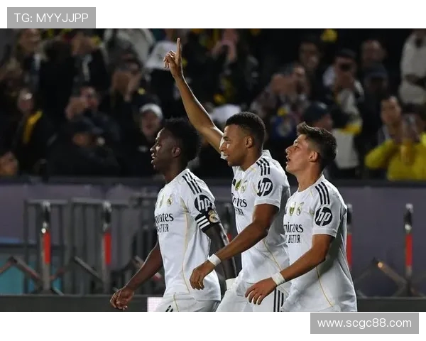 过去五个欧冠赛季维尼修斯独占鳌头成唯一一位达到25进球15助攻球员